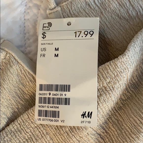 H&M Top - Picture 4 of 4